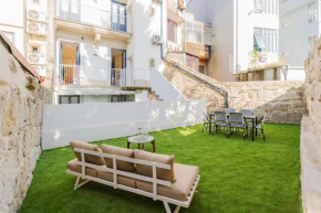 Charming Studio w/ Private Garden in St. Catarina